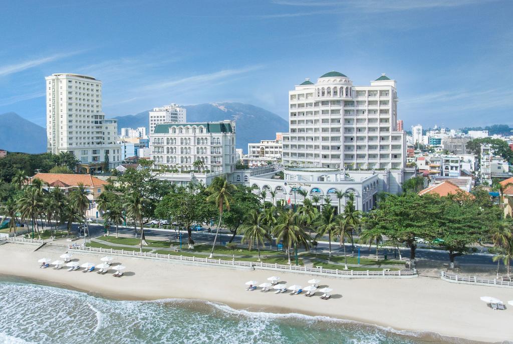 khách sạn Nha Trang gần biển tốt nhất