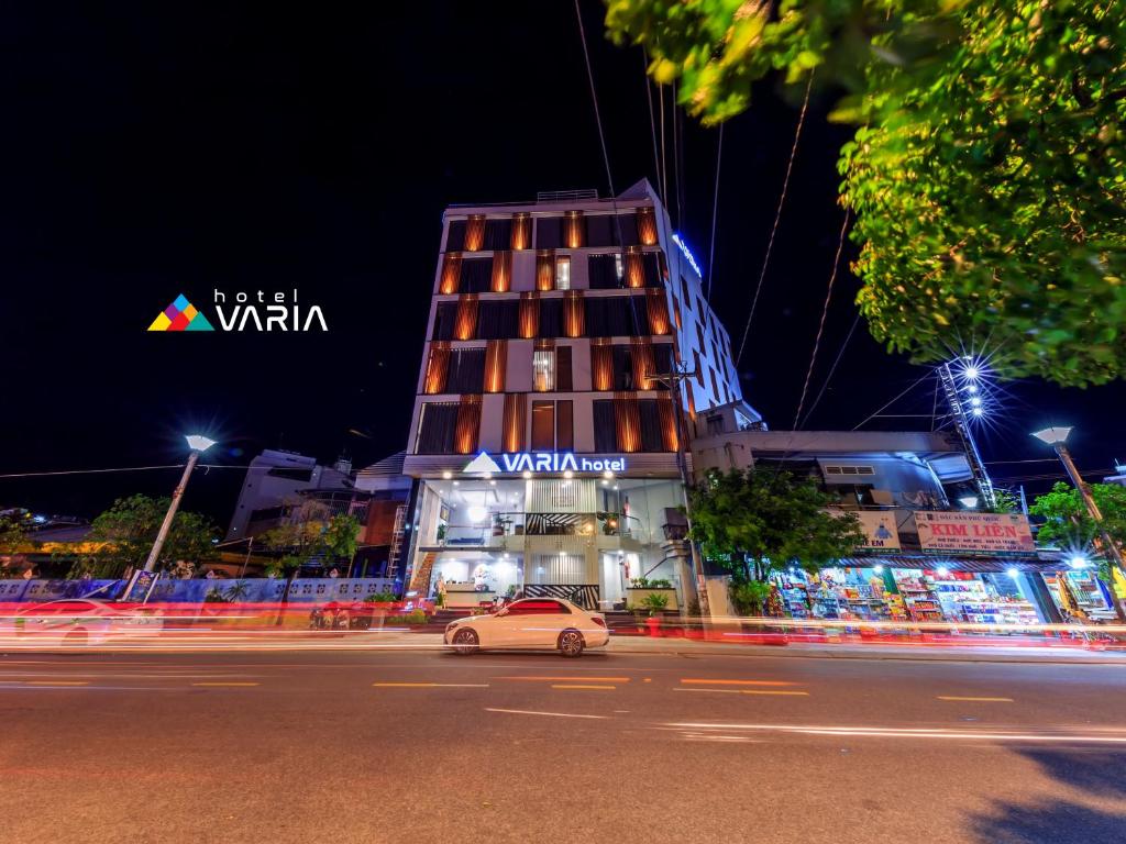 Khách sạn Varia Hotel 